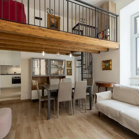 Apartament Una Casa Vista Colosseo