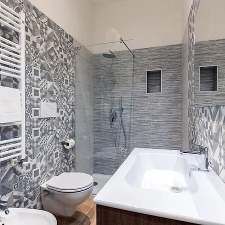 Apartament Una Casa Vista Colosseo Rzym